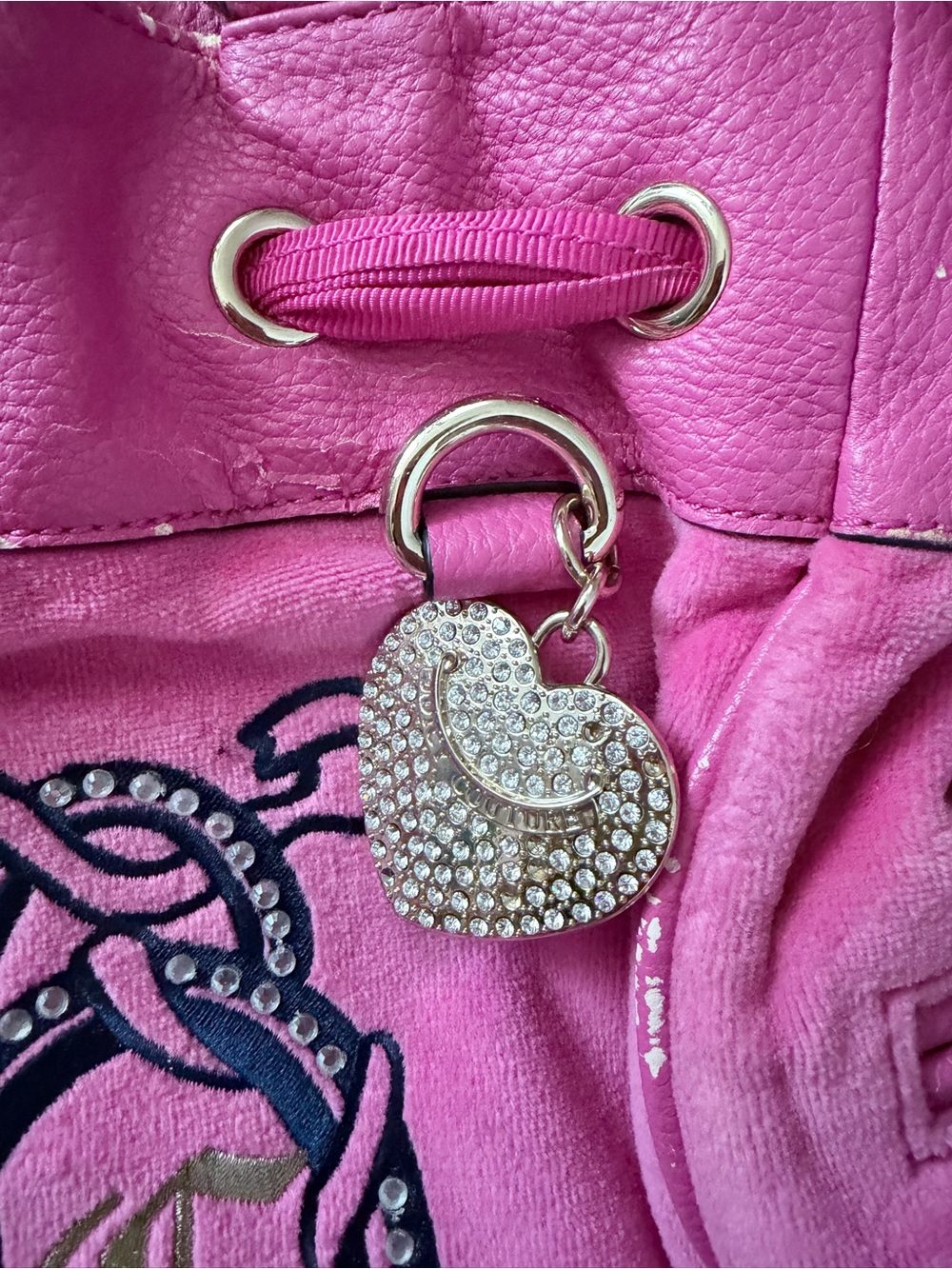Juicy Couture vintage Bright Pink Embroidered Shoulder Bag - Picture 3 of 7